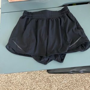 Black Lululemon Hotty Hots | Size: 6